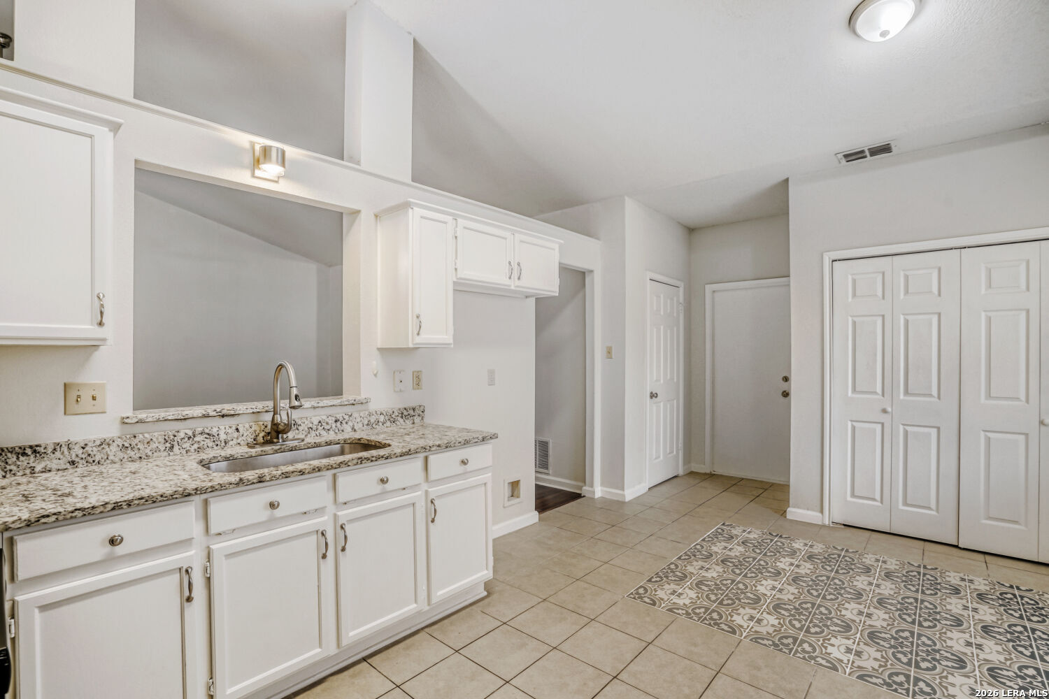 6374 Parkland Oaks Drive San Antonio TX 78240