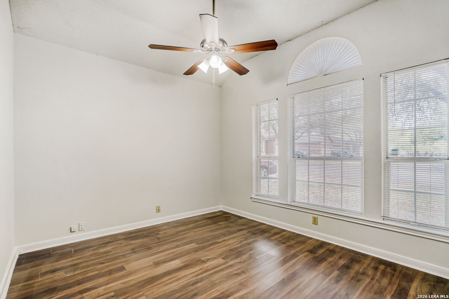 6374 Parkland Oaks Drive San Antonio TX 78240