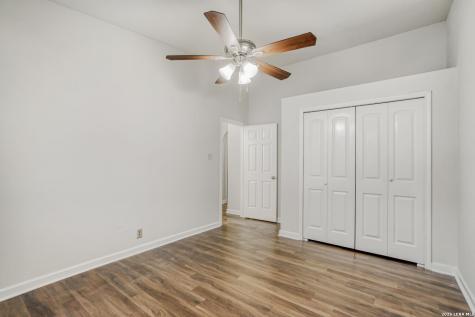 6374 Parkland Oaks Drive San Antonio TX 78240