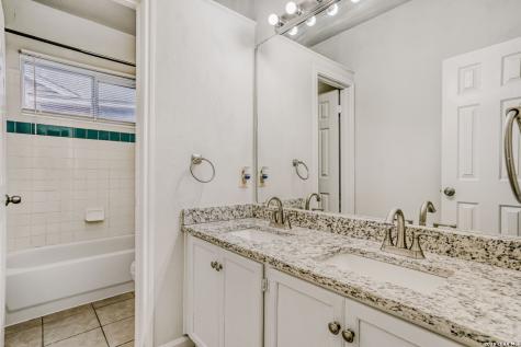 6374 Parkland Oaks Drive San Antonio TX 78240