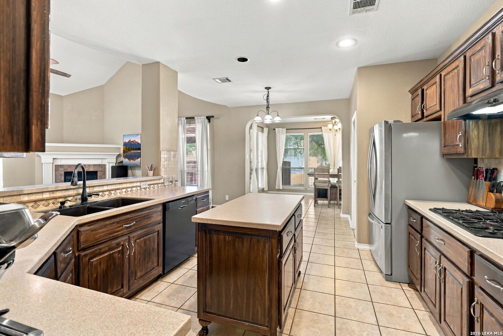 1522 Heavens Peak San Antonio TX 78258