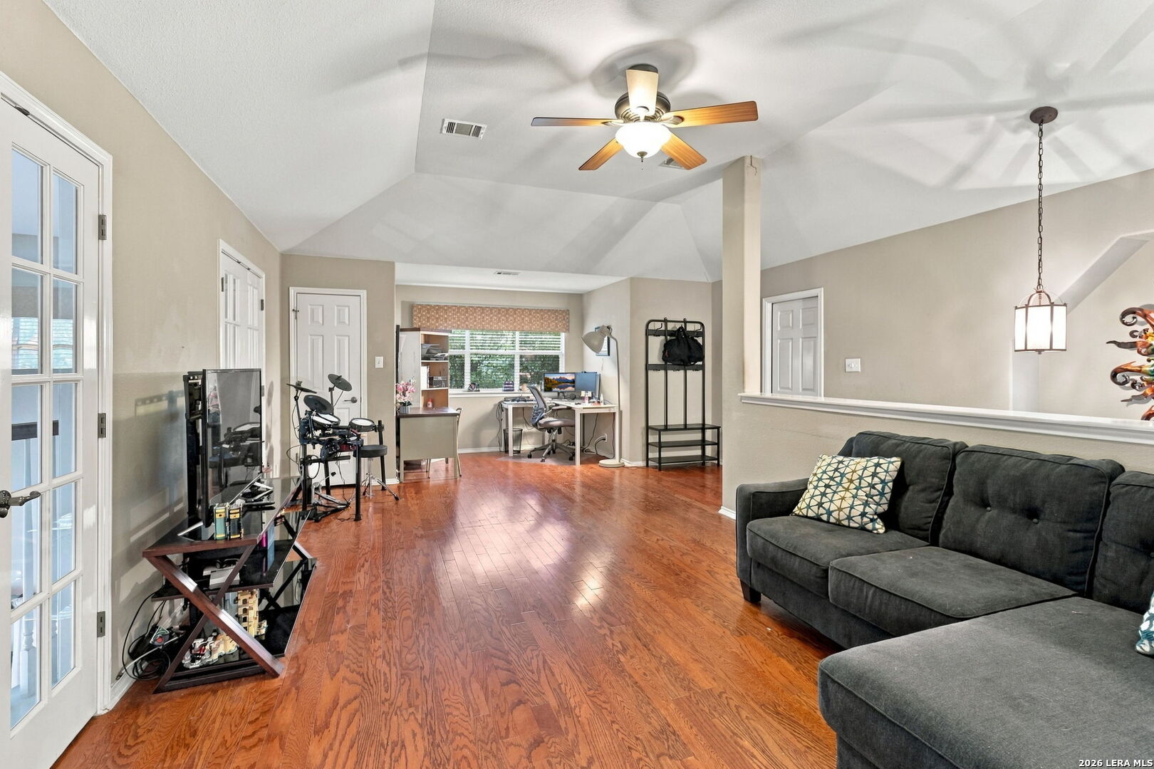 1522 Heavens Peak San Antonio TX 78258