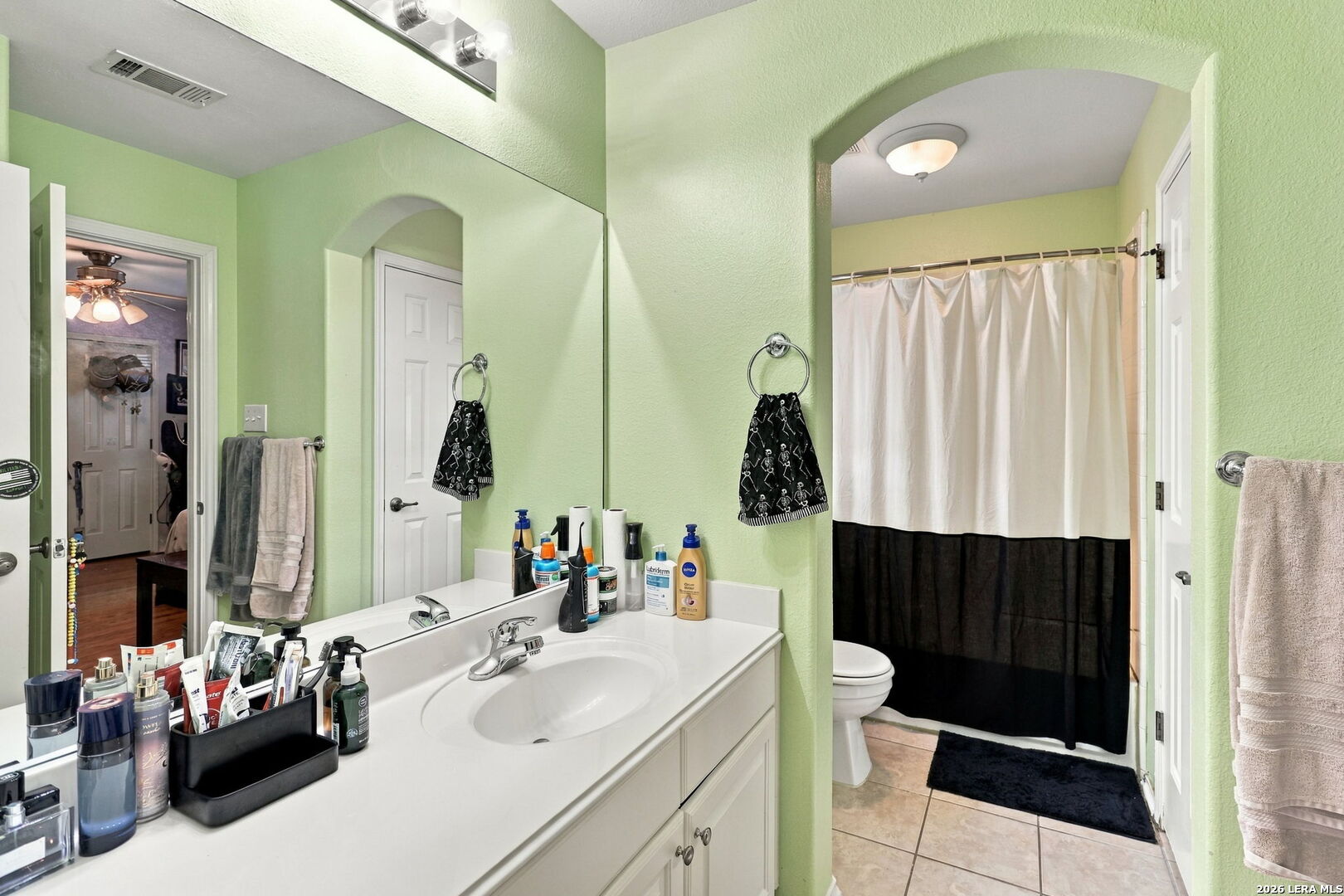 1522 Heavens Peak San Antonio TX 78258