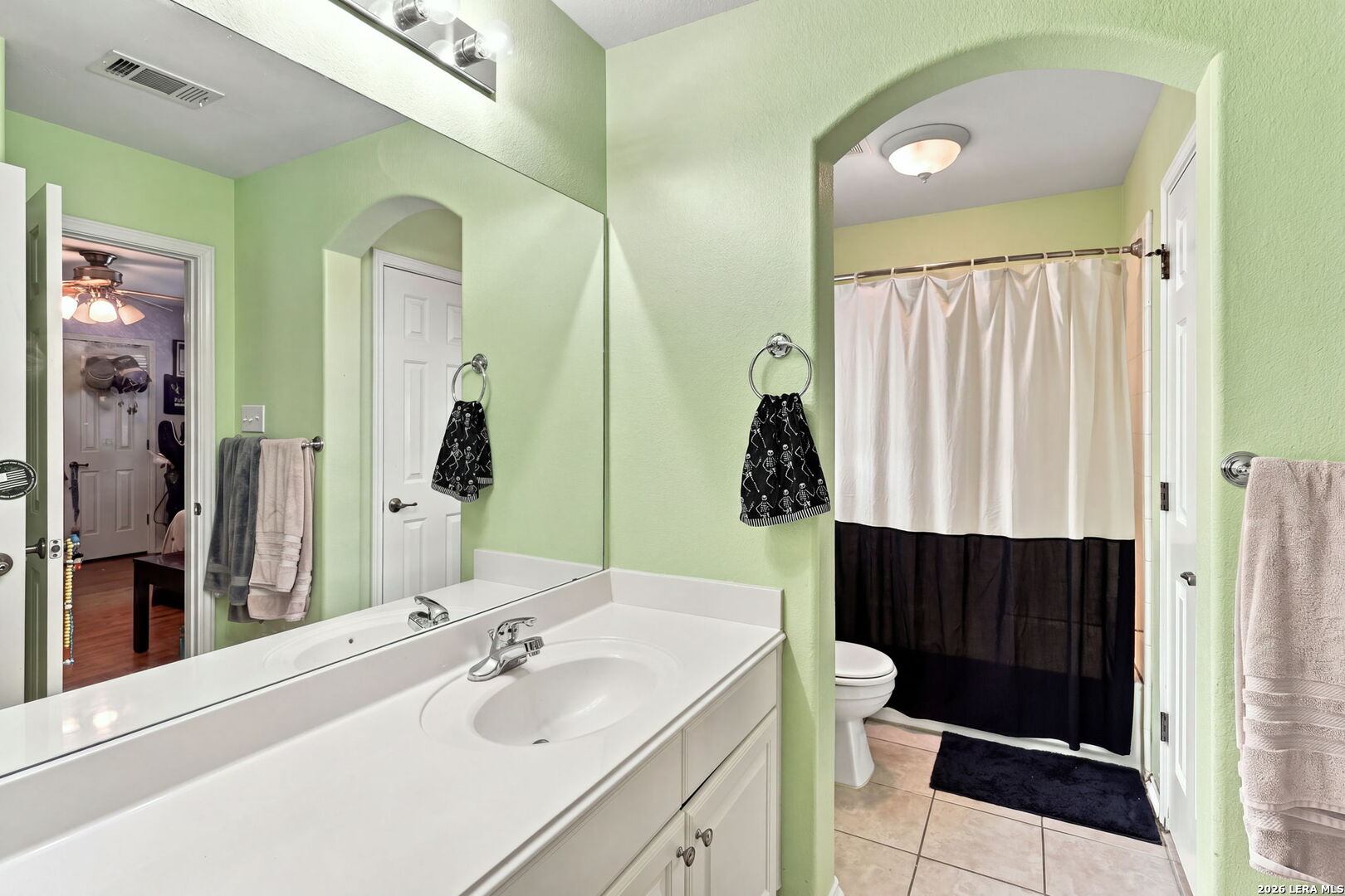 1522 Heavens Peak San Antonio TX 78258