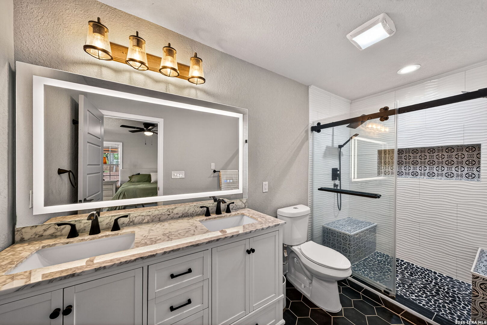 1910 W Craig Place San Antonio TX 78201