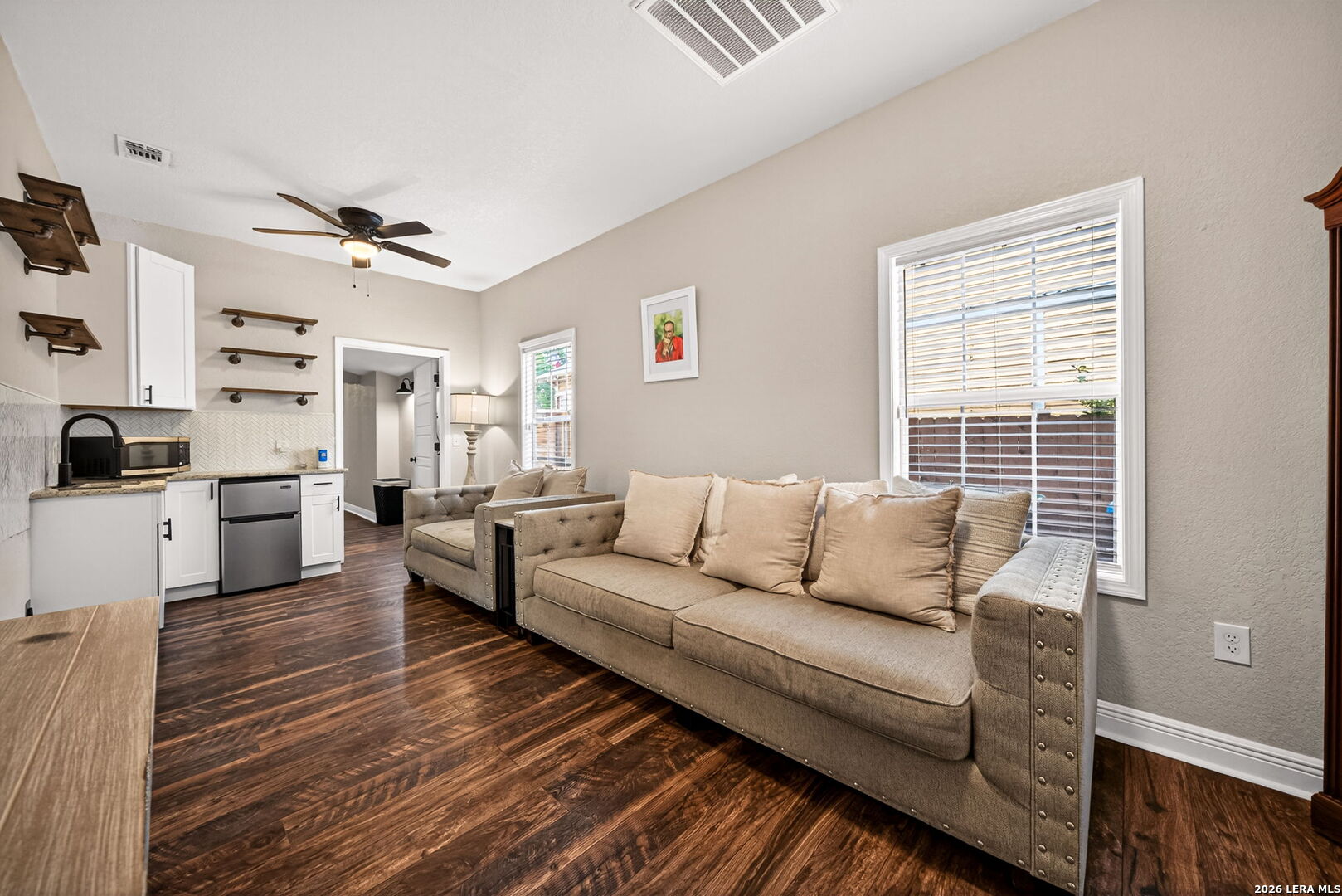 1910 W Craig Place San Antonio TX 78201