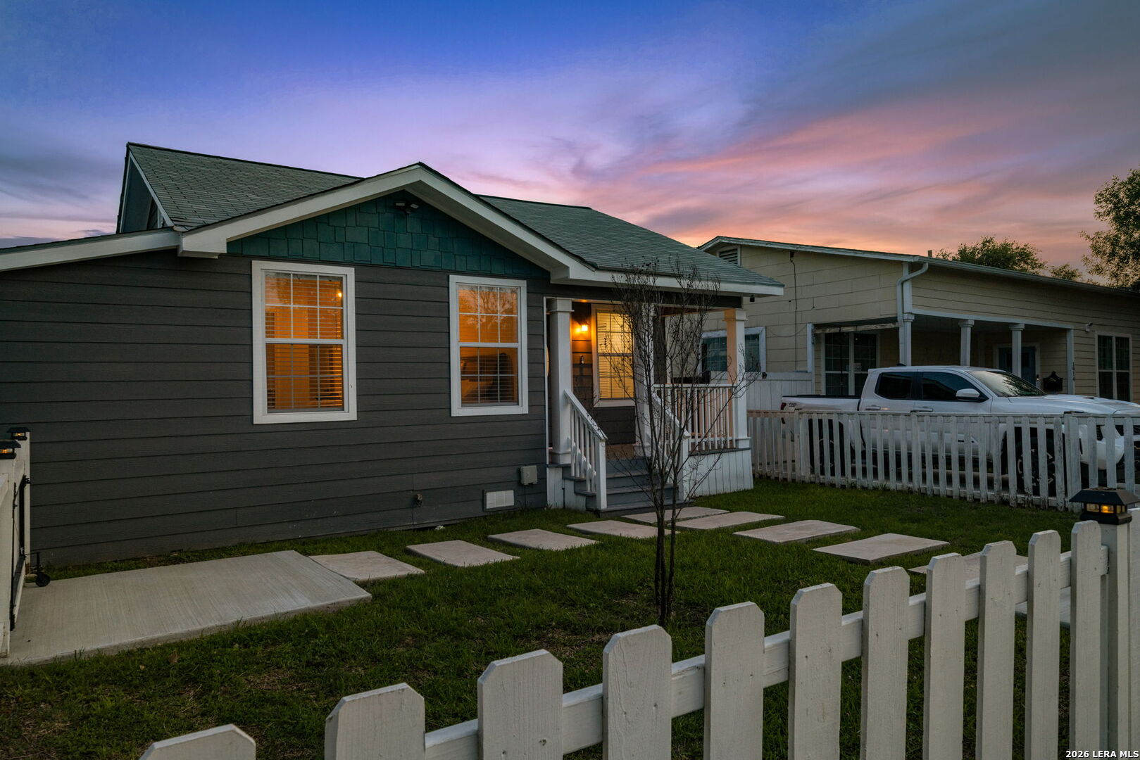 1910 W Craig Place San Antonio TX 78201