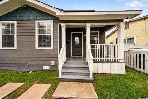 1910 W Craig Place San Antonio TX 78201
