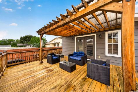 1910 W Craig Place San Antonio TX 78201