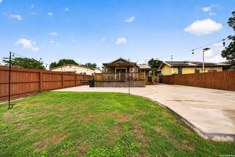 1910 W Craig Place San Antonio TX 78201