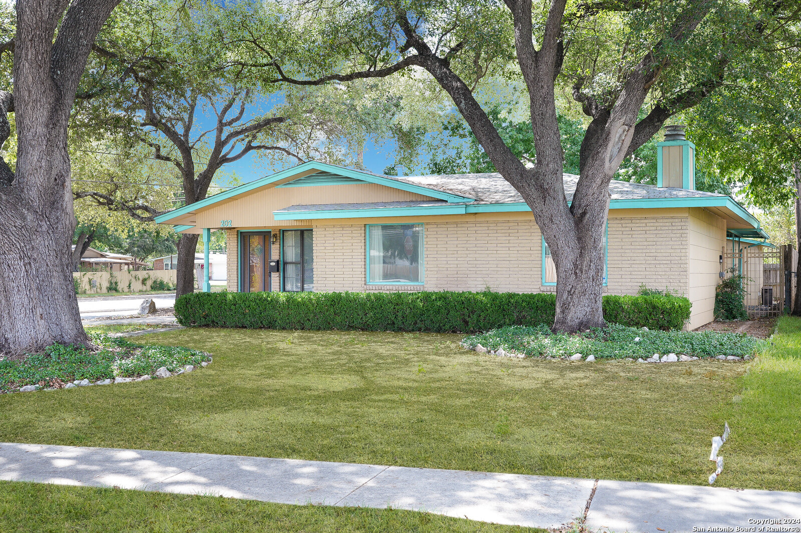 202 Chelsea Drive San Antonio TX 78213