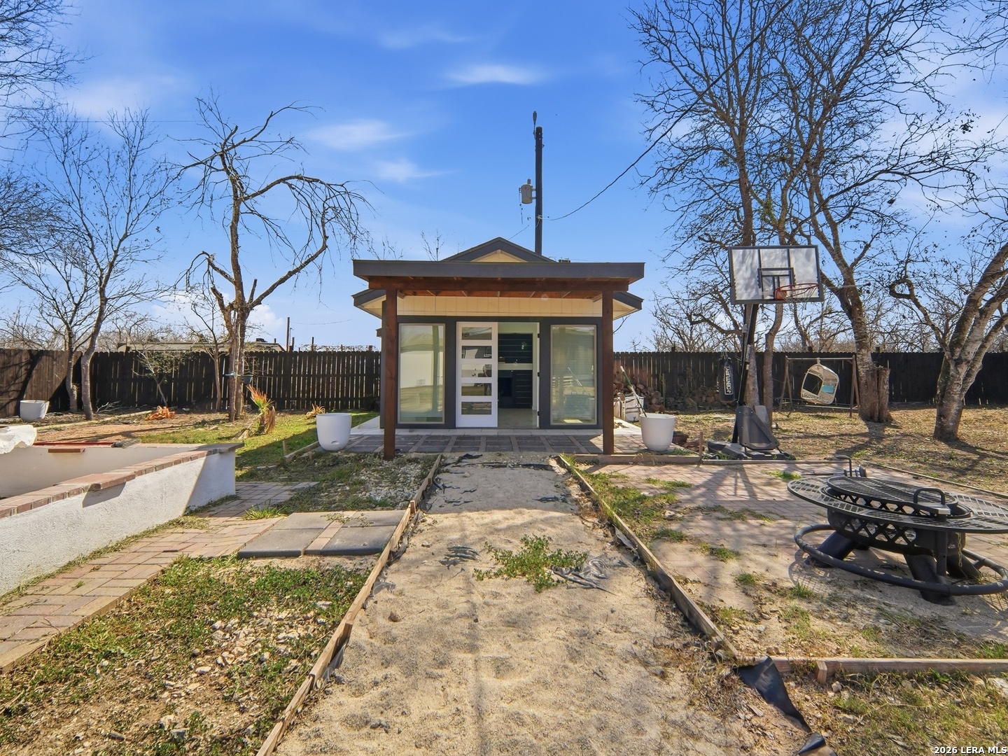 19320 Leal Street San Antonio TX 78221