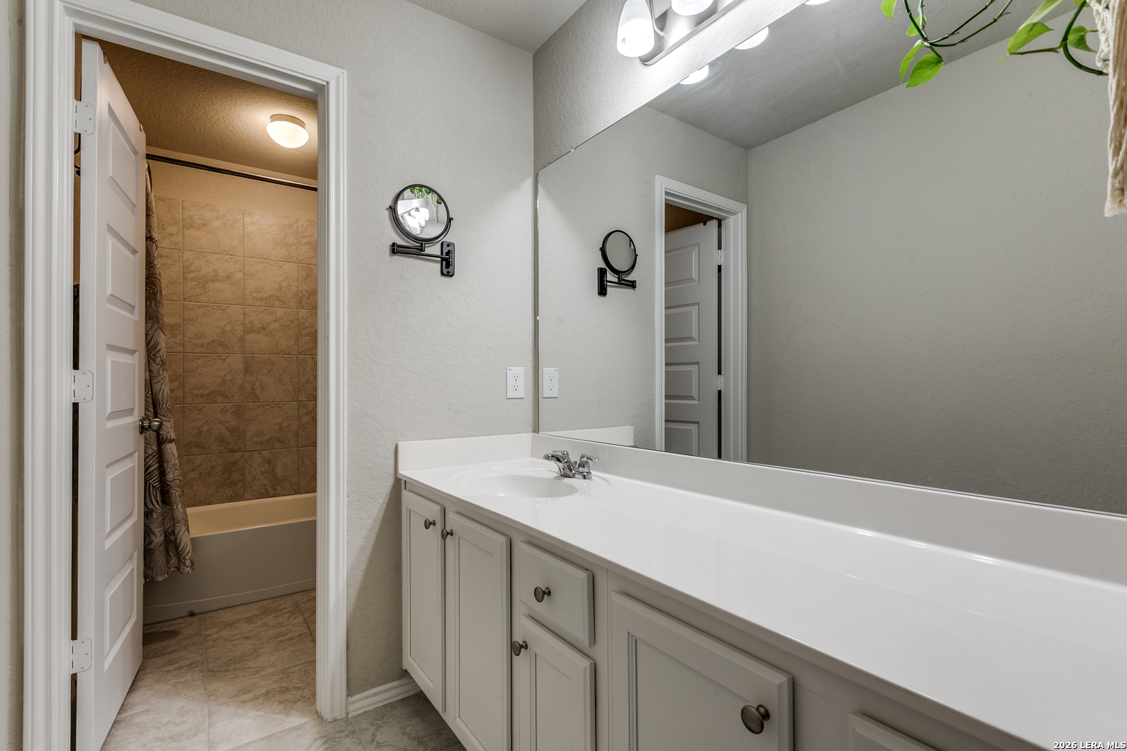 119 Foxhound Path San Antonio TX 78253