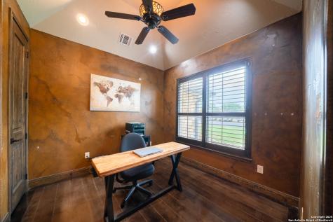 303 Schneider Street Poth TX 78147