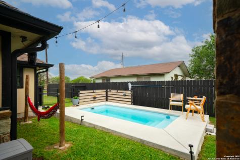 303 Schneider Street Poth TX 78147