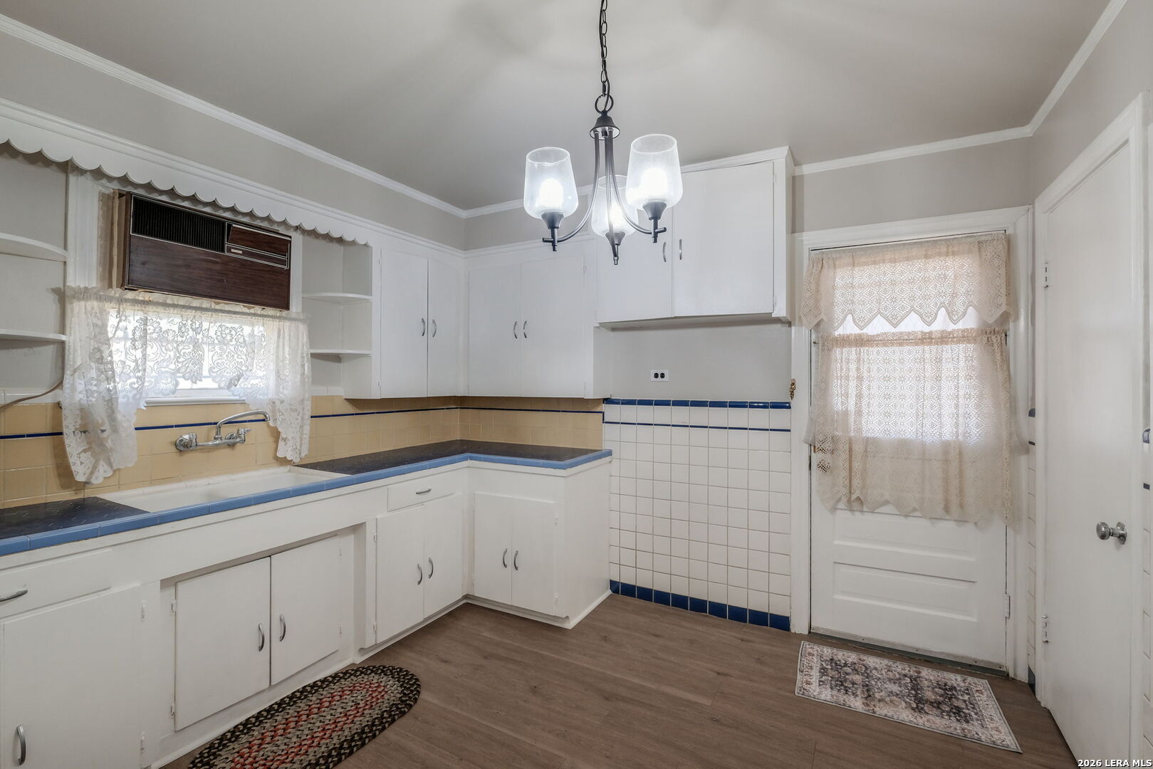 1902 Schley Avenue San Antonio TX 78210