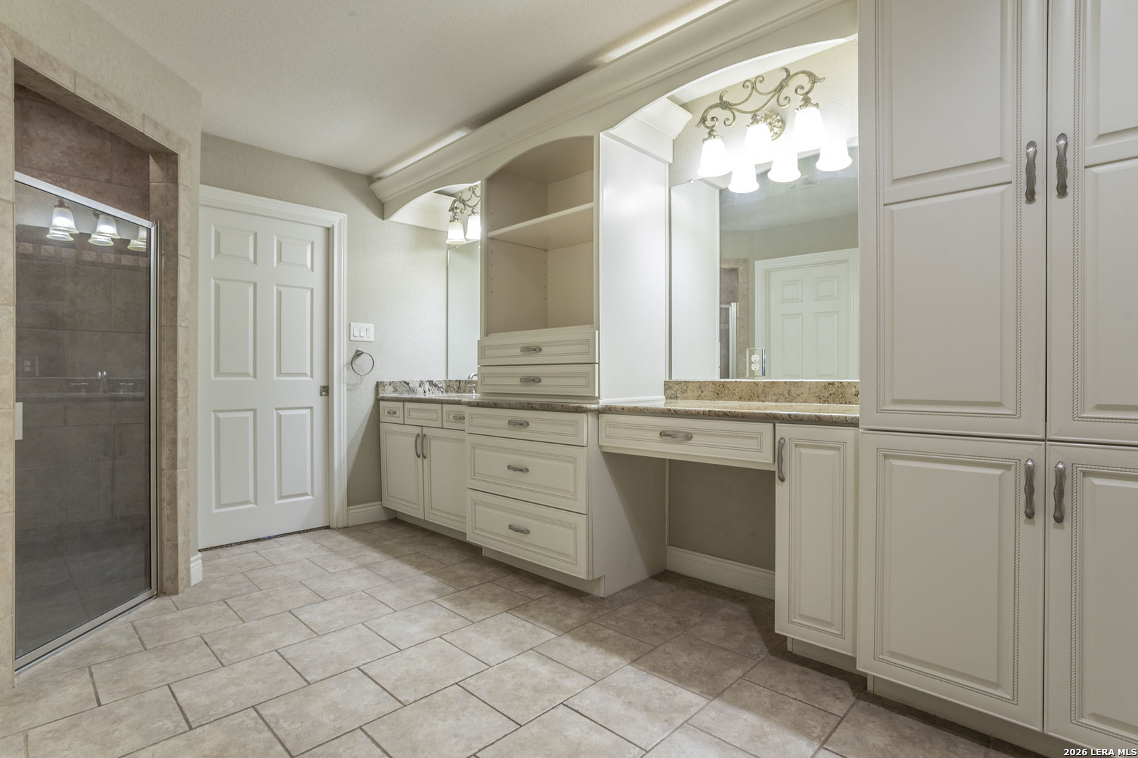 26441 White Eagle San Antonio TX 78260