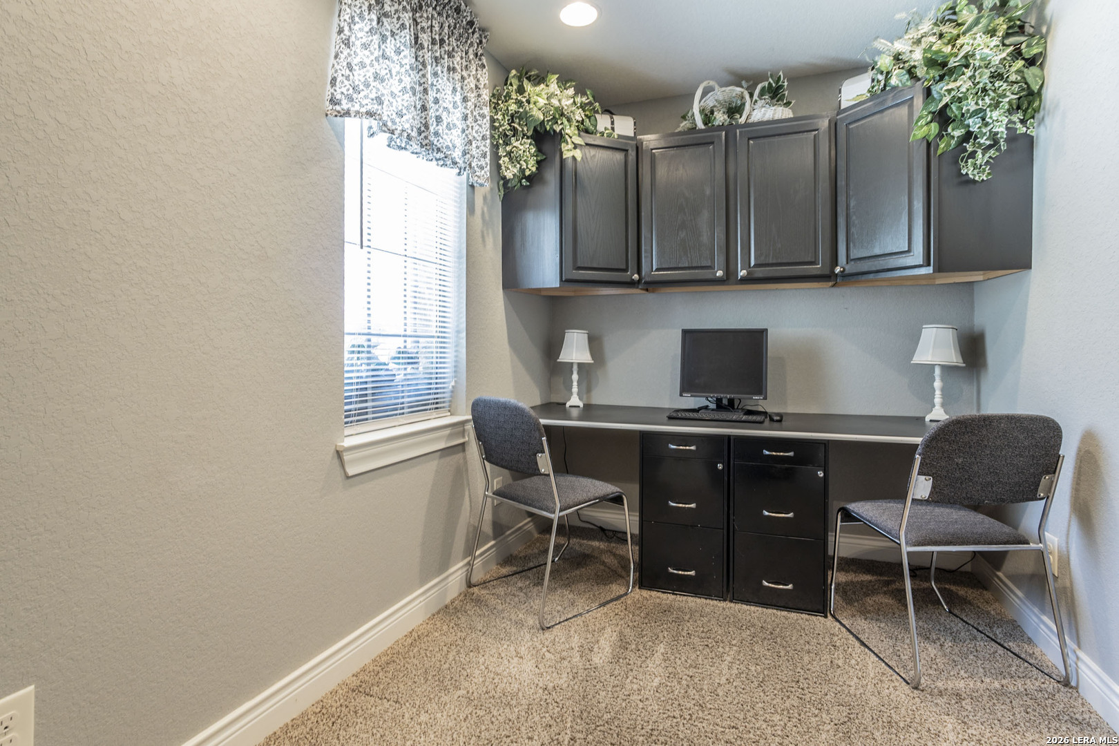 26441 White Eagle San Antonio TX 78260