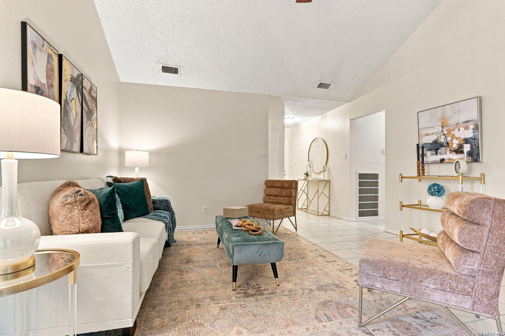 182 Clear Oak Universal City TX 78148