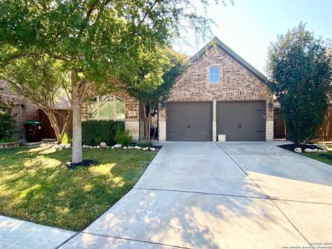 8714 White Crown San Antonio TX 78254