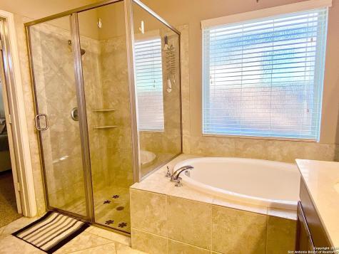 8714 White Crown San Antonio TX 78254