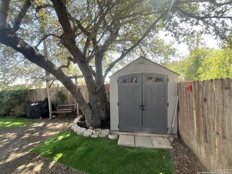 8714 White Crown San Antonio TX 78254