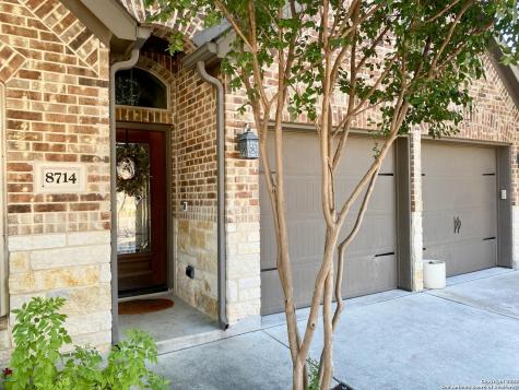 8714 White Crown San Antonio TX 78254