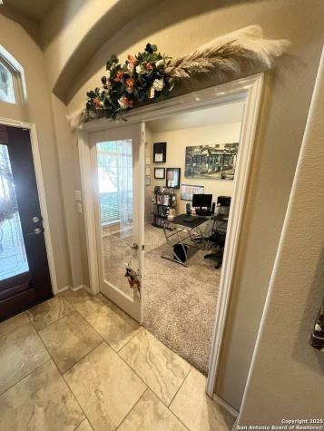 8714 White Crown San Antonio TX 78254