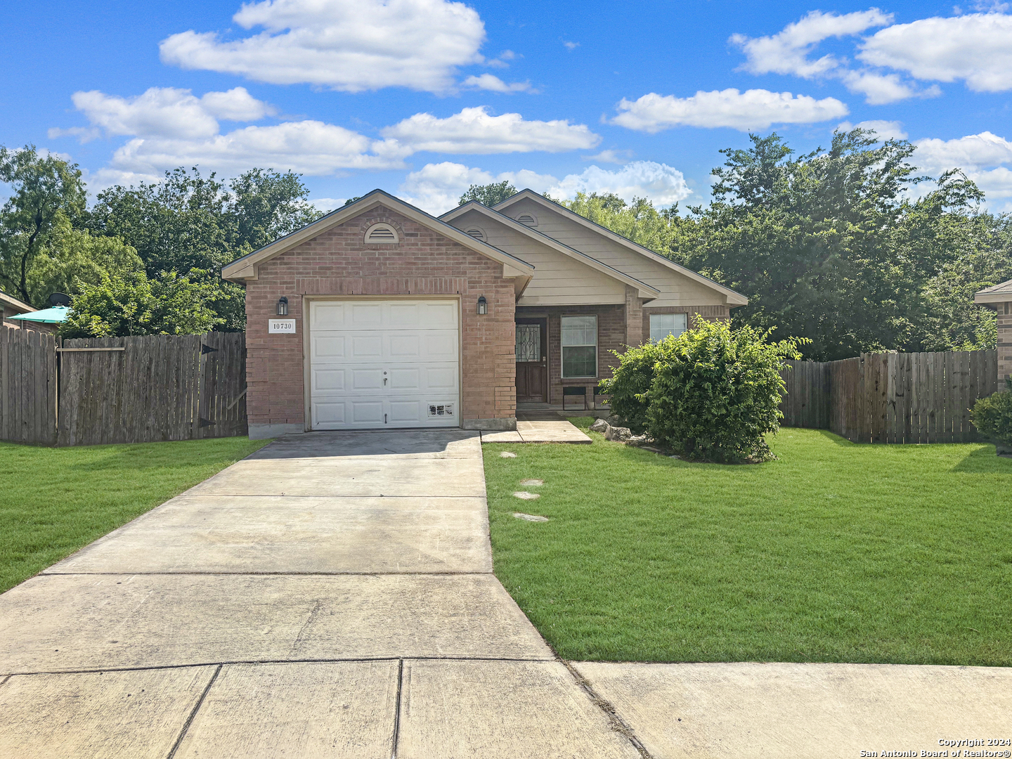 10730 S Shaenridge San Antonio TX 78254
