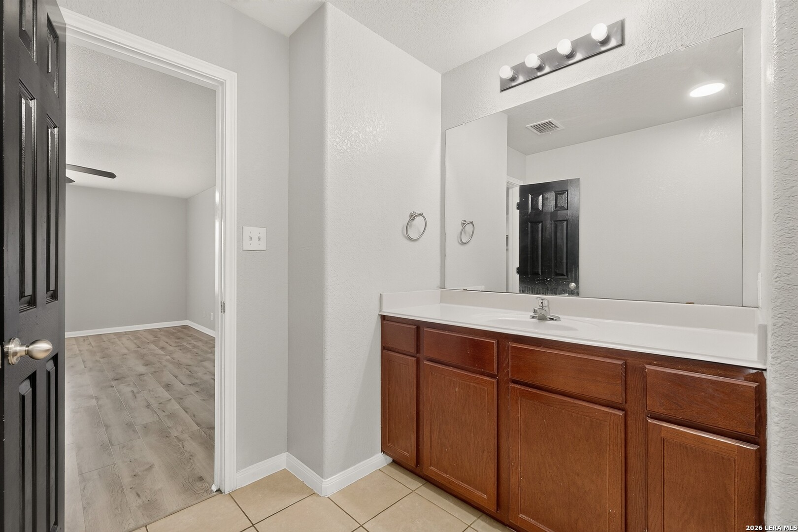 6042 Luckey Run San Antonio TX 78252