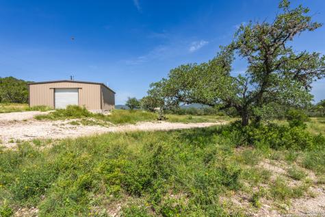 816 Cornelius Road Utopia TX 78884