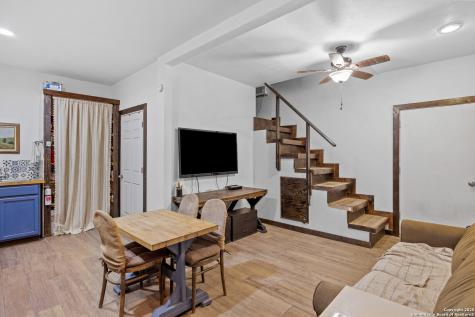 816 Cornelius Road Utopia TX 78884