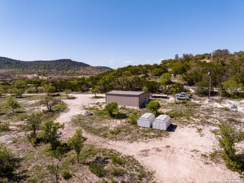 816 Cornelius Road Utopia TX 78884