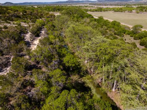 816 Cornelius Road Utopia TX 78884