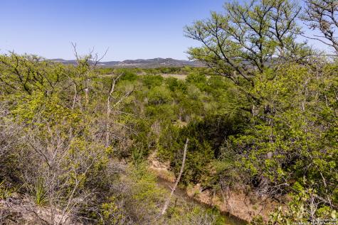816 Cornelius Road Utopia TX 78884