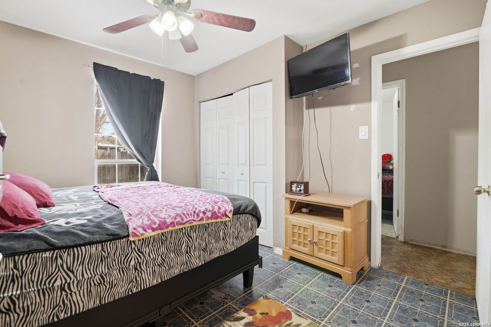 554 Park Village San Antonio TX 78227