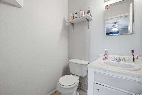 554 Park Village San Antonio TX 78227
