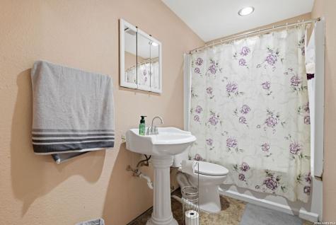 554 Park Village San Antonio TX 78227