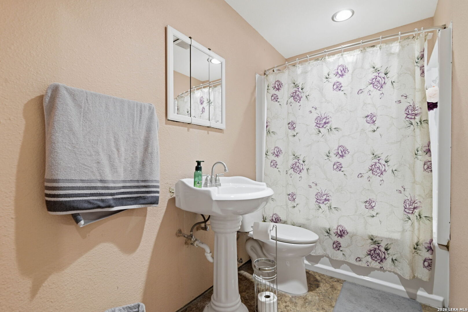 554 Park Village San Antonio TX 78227