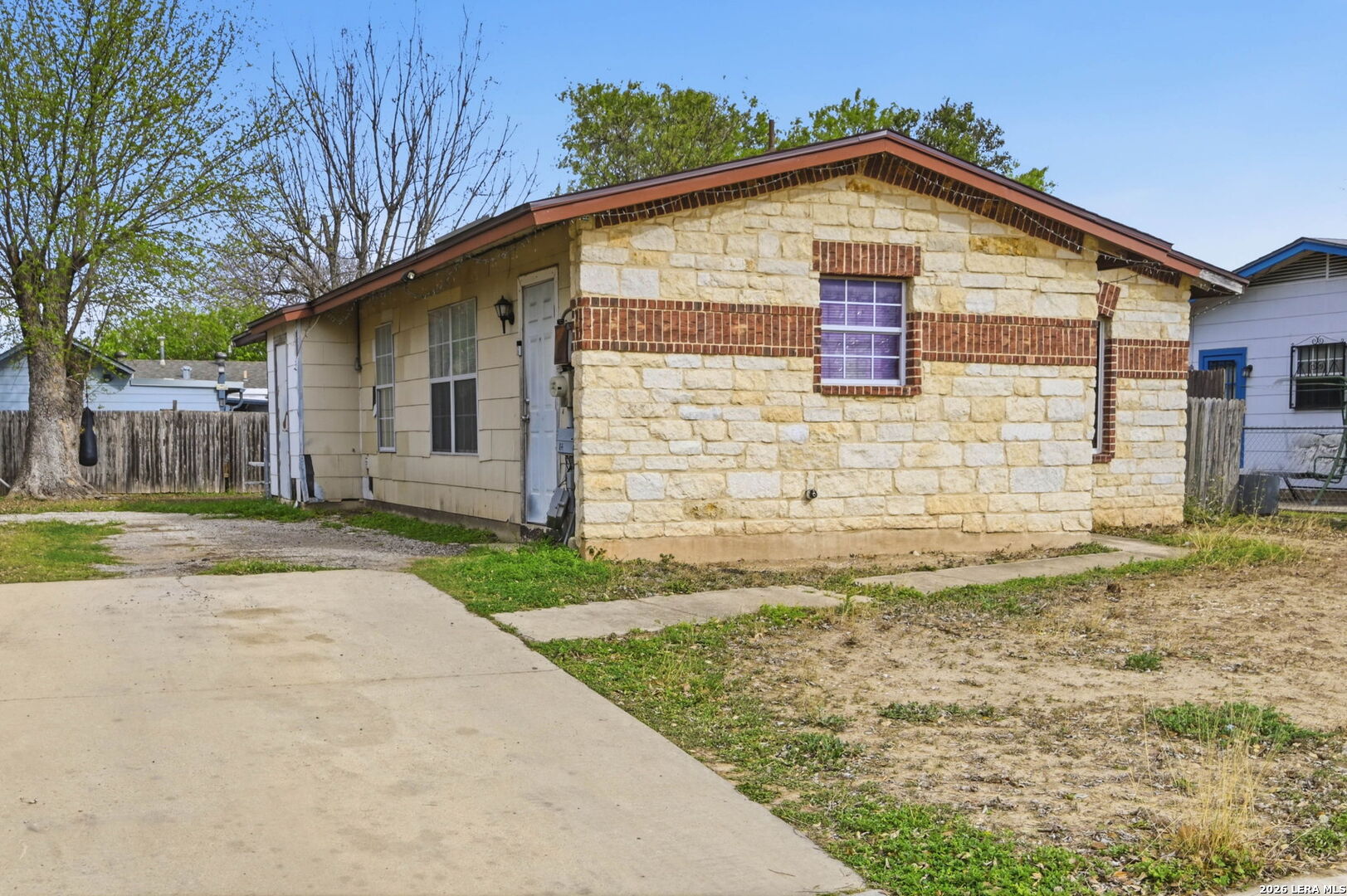 554 Park Village San Antonio TX 78227