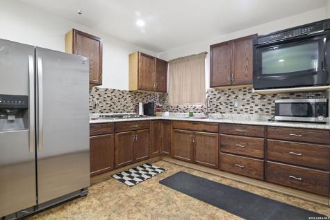 554 Park Village San Antonio TX 78227