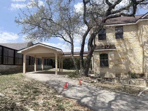 146 Creekview Canyon Lake TX 78133