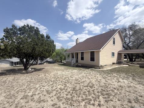 146 Creekview Canyon Lake TX 78133