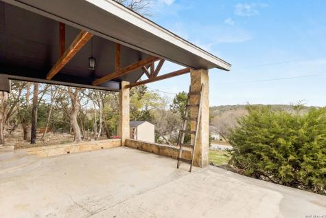 1548 Valley Forest Canyon Lake TX 78133