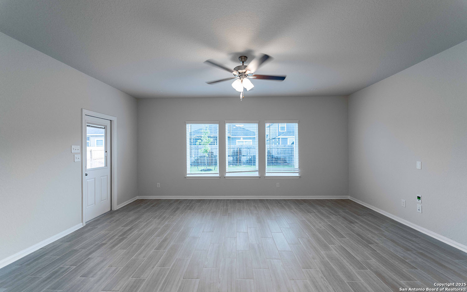 1232 Sweden Seguin TX 78155
