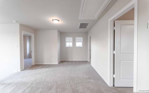 1232 Sweden Seguin TX 78155