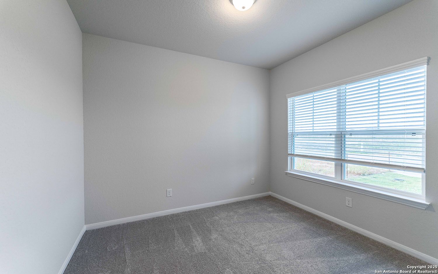 1232 Sweden Seguin TX 78155