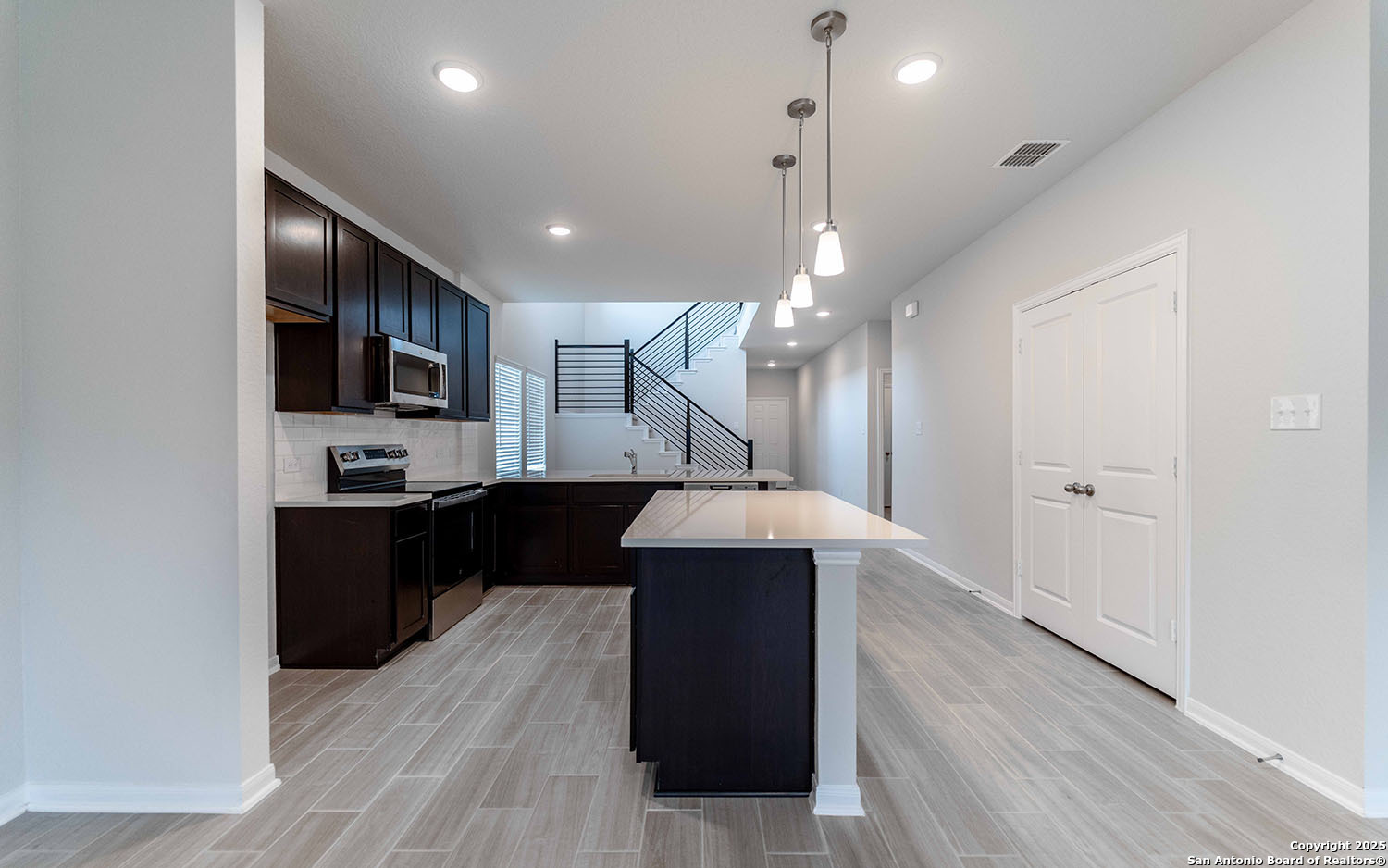 1232 Sweden Seguin TX 78155
