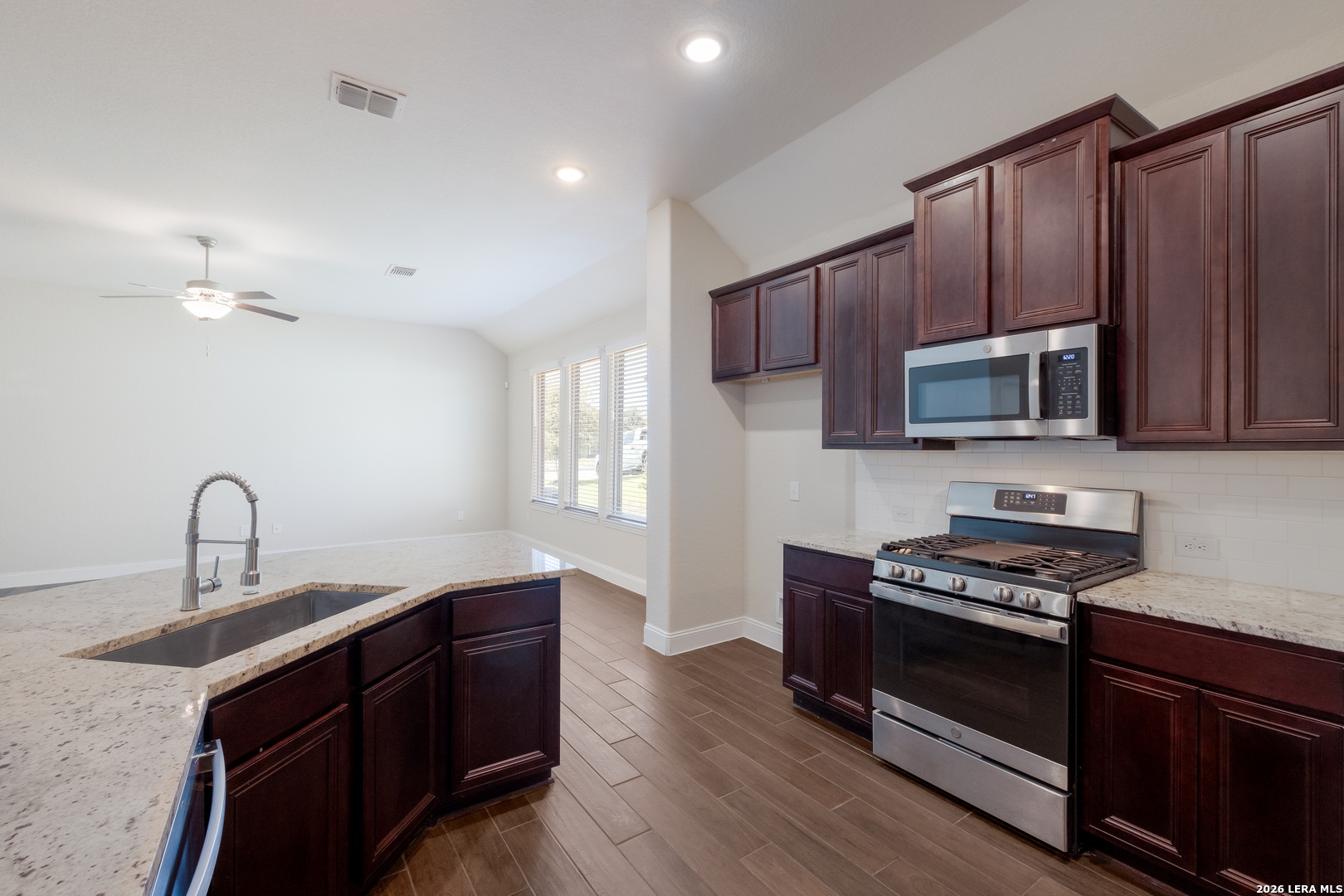 3935 Brazos Bend San Antonio TX 78245