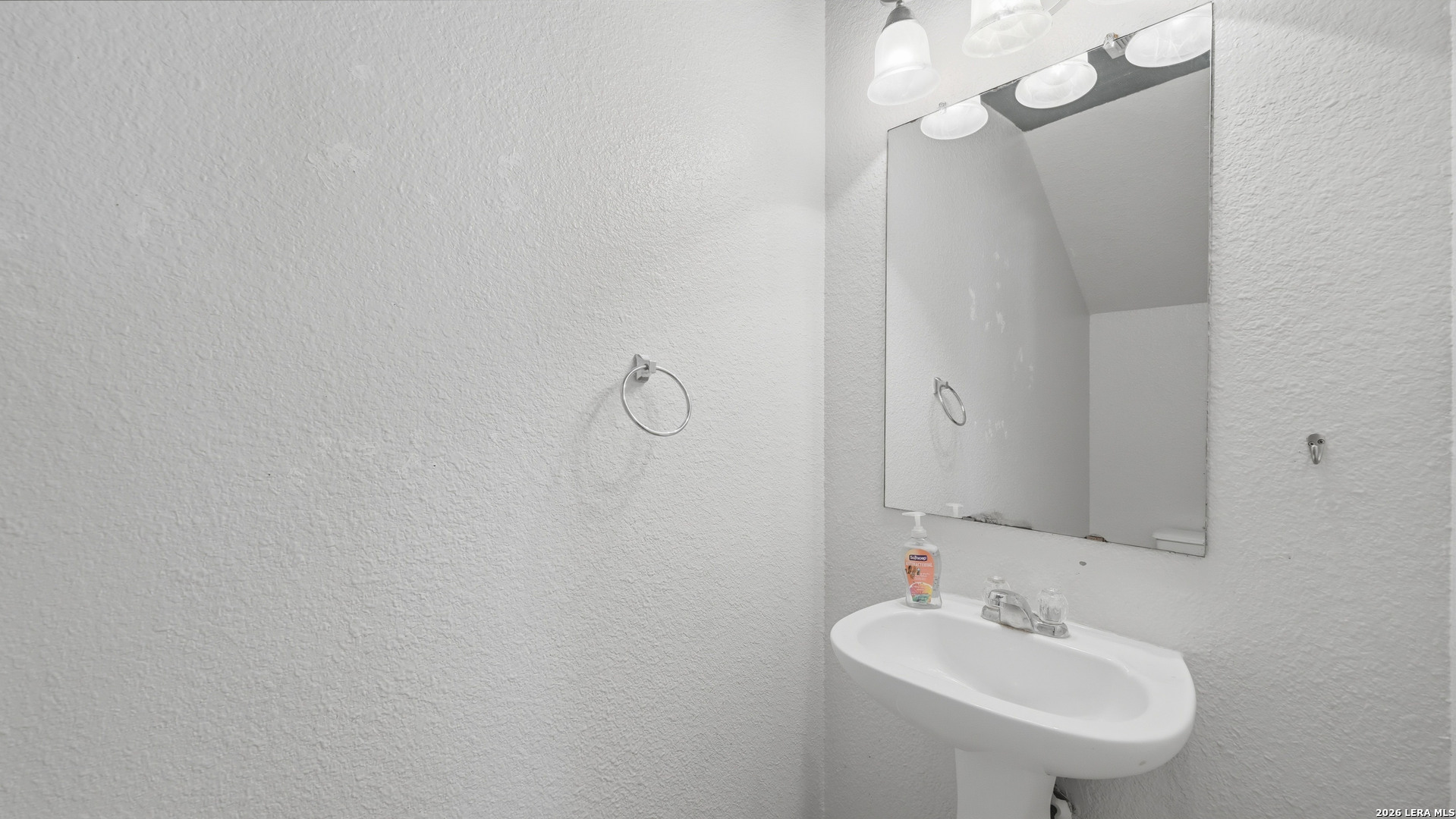 8043 Willow Country San Antonio TX 78254